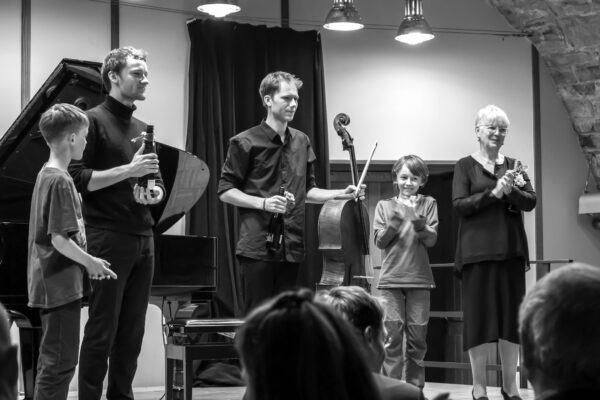 Lionel Martin, Cello & Demian Martin, Klavier